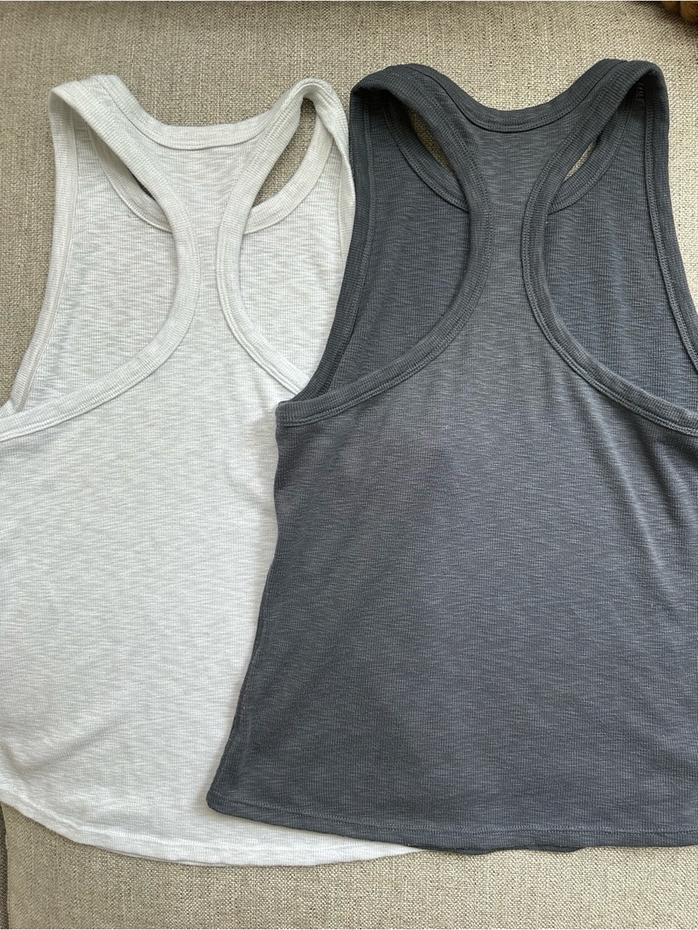 Vuori Sunrise Tanks Bundle - Picture 5 of 5